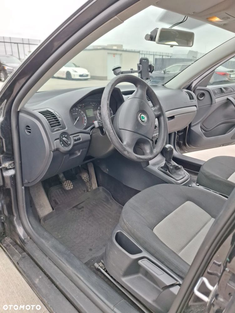 Skoda Octavia 1.4 Mint - 6