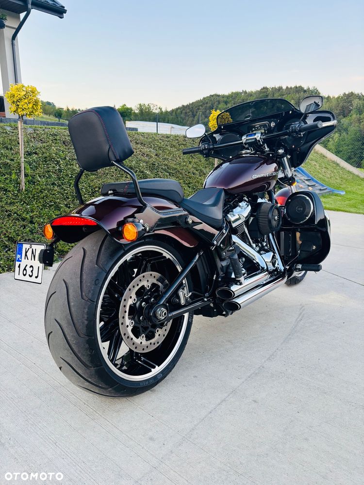 Harley-Davidson Softail Breakout - 10