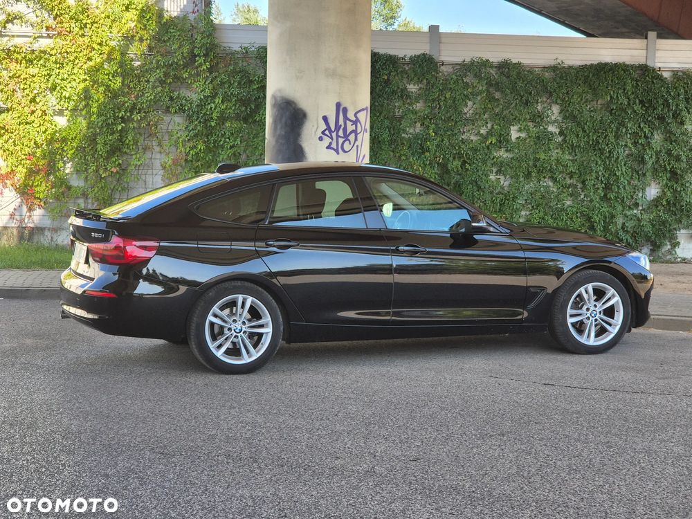 BMW Seria 3 320i GPF xDrive - 12