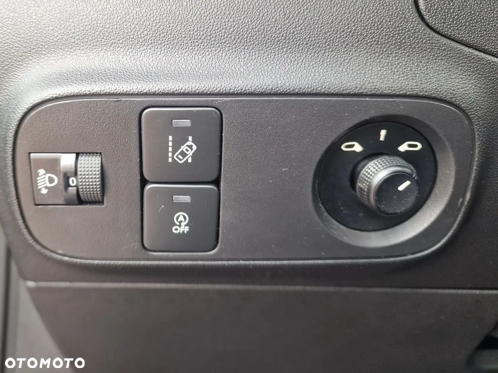 Citroën C3 1.2 PureTech Feel - 13