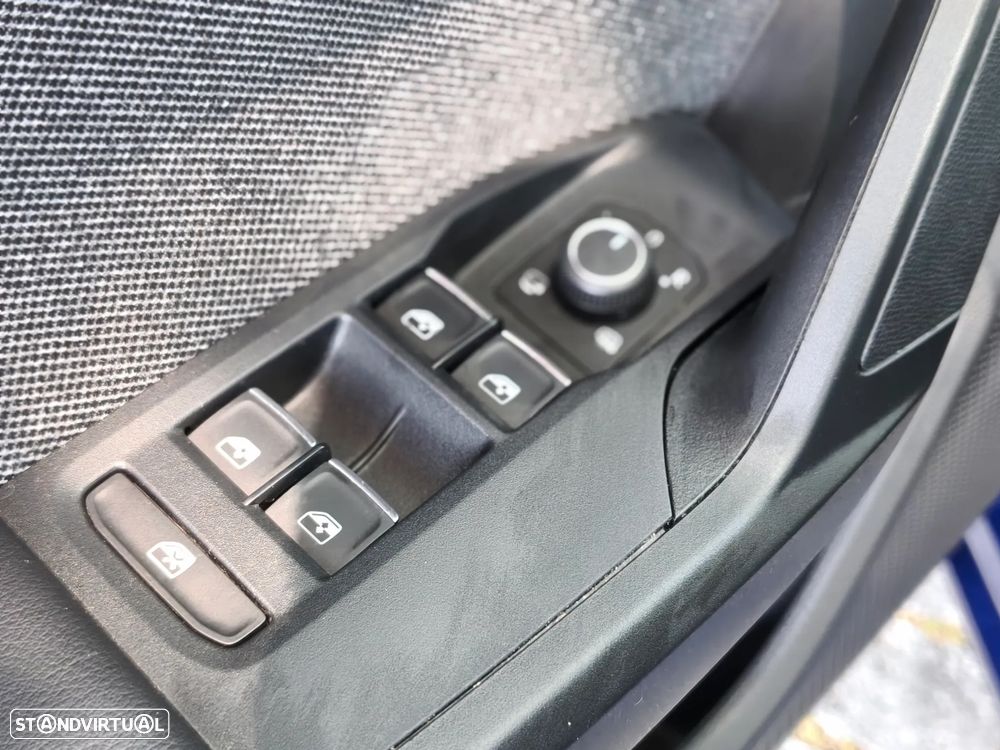 SEAT Leon 1.5 TSI Xcellence S/S - 16