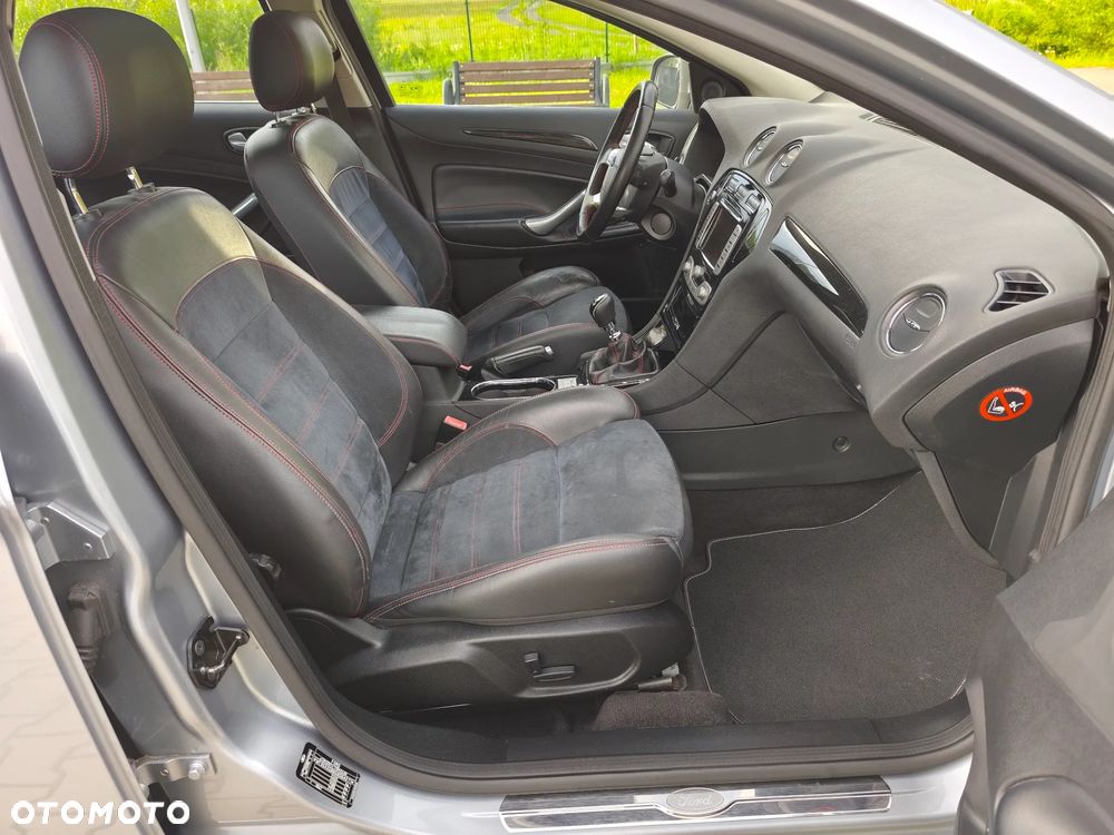 Ford Mondeo 2.2 TDCi Titanium S - 22
