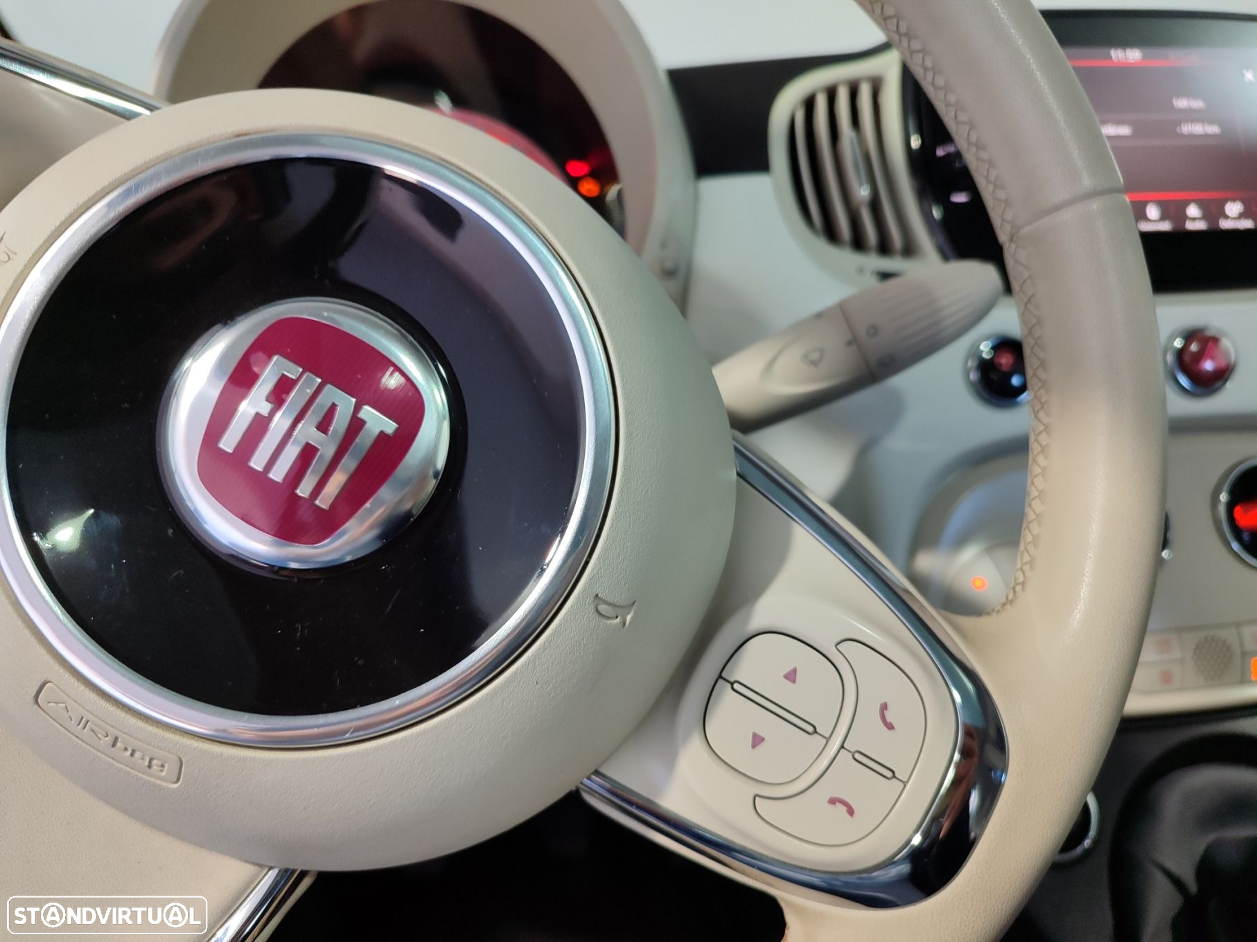 Fiat 500 1.0 Hybrid Lounge - 33