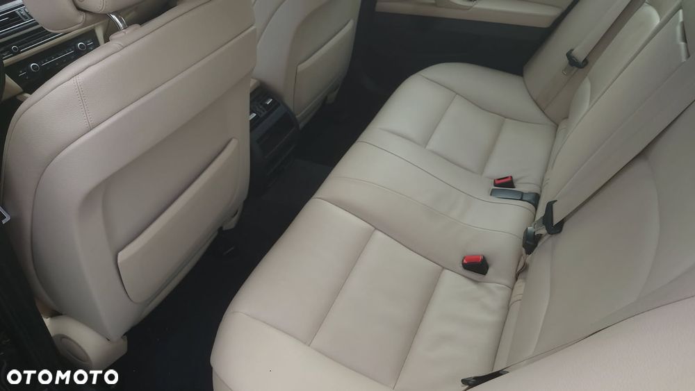 BMW Seria 5 - 16