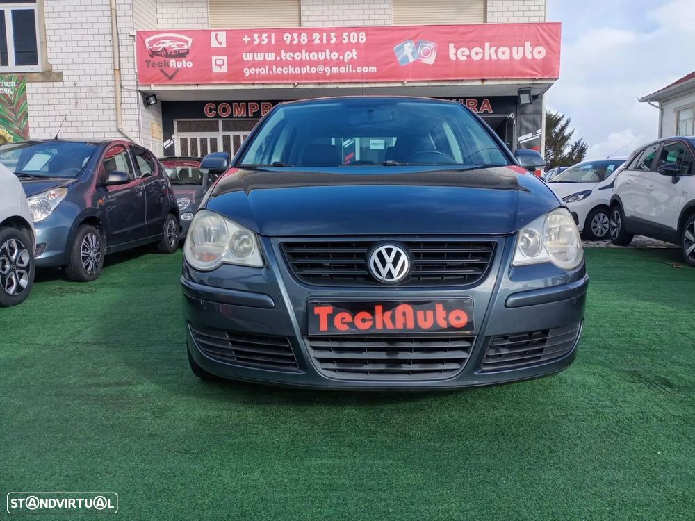 VW Polo 1.2 Confortline - 2