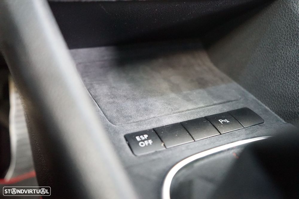 VW Golf 2.0 TSi GTI - 39