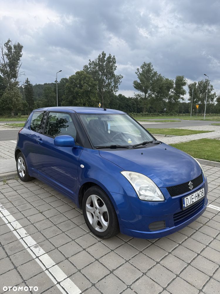 Suzuki Swift - 3