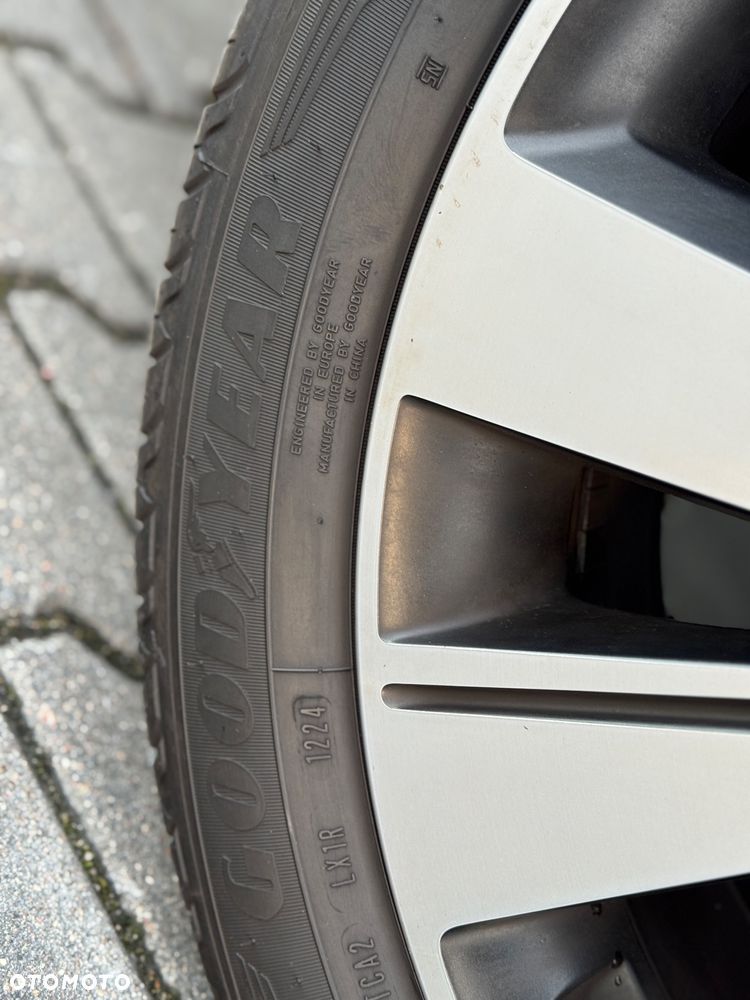 Kia Sportage 2,0 CRDI AWD Platinum - 12