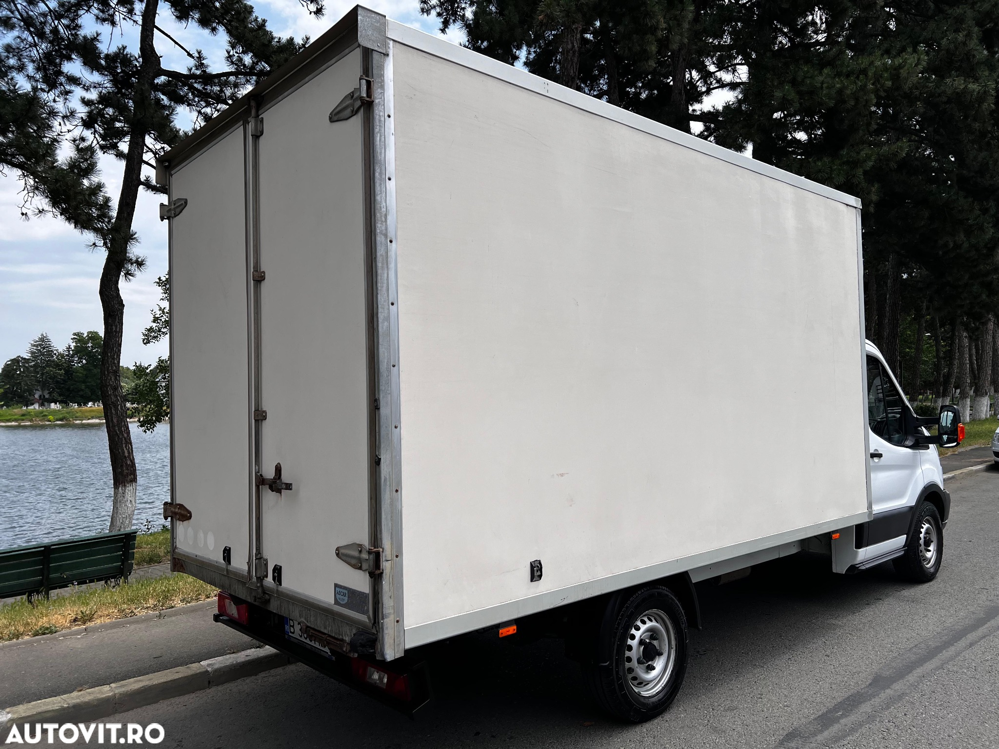Ford Transit - 8