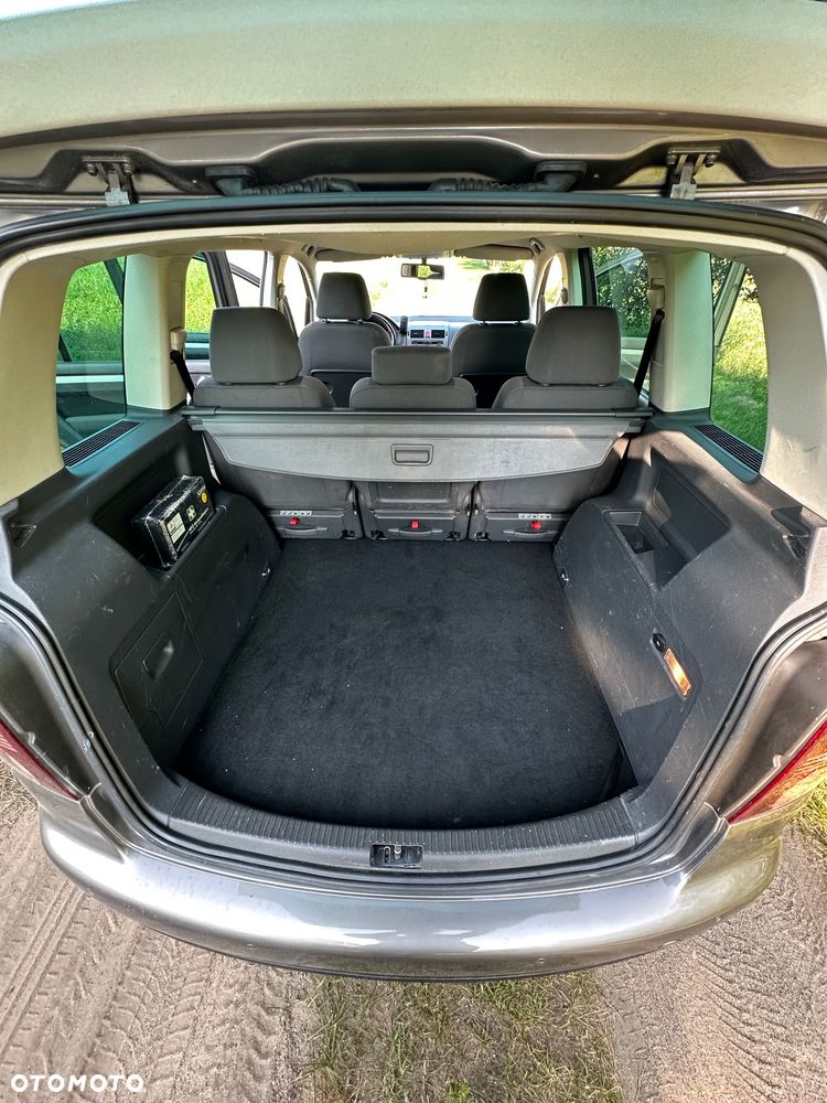 Volkswagen Touran 1.4 TSI Trendline - 18