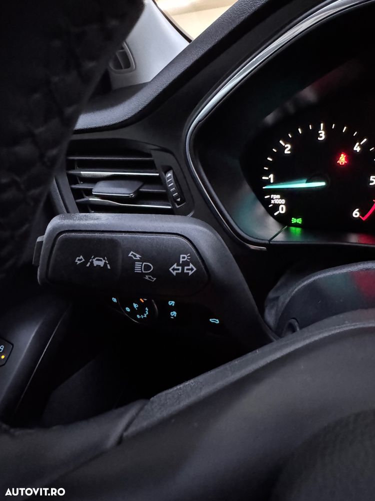 Ford Focus 1.5 EcoBlue 8AT Active - 25