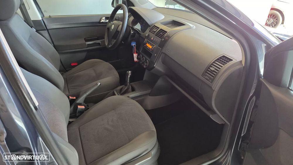 VW Polo 1.2 Trendline - 43