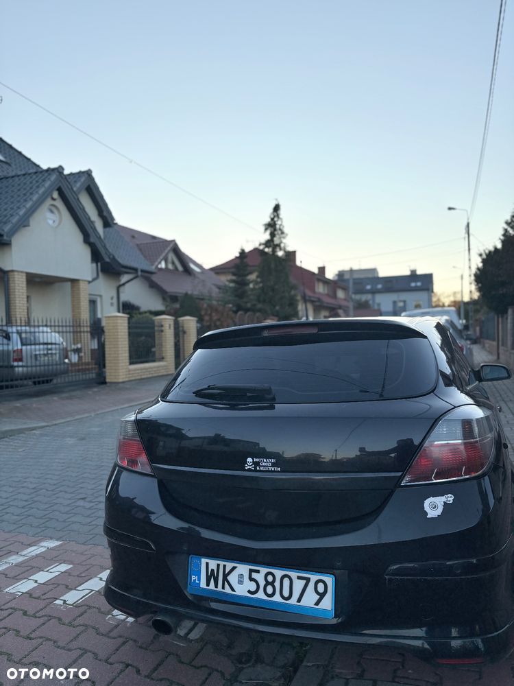 Opel Astra III GTC 1.6 T Cosmo - 5