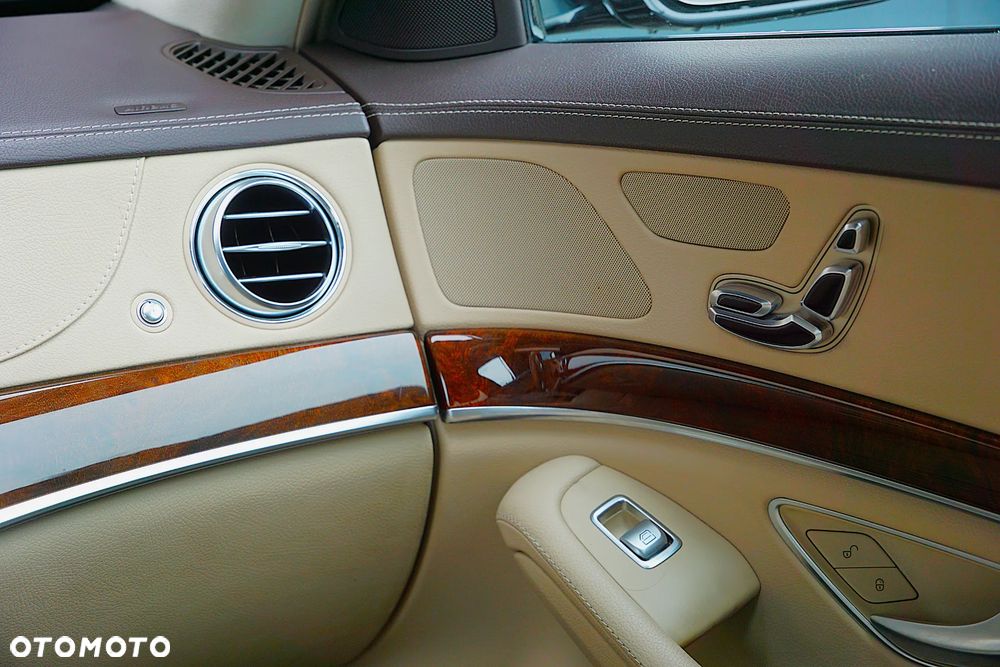 Mercedes-Benz Klasa S 350 (BlueTEC) d 4-Matic 7G-TRONIC - 29