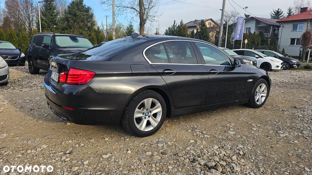 BMW Seria 5 520d Edition Fleet - 13