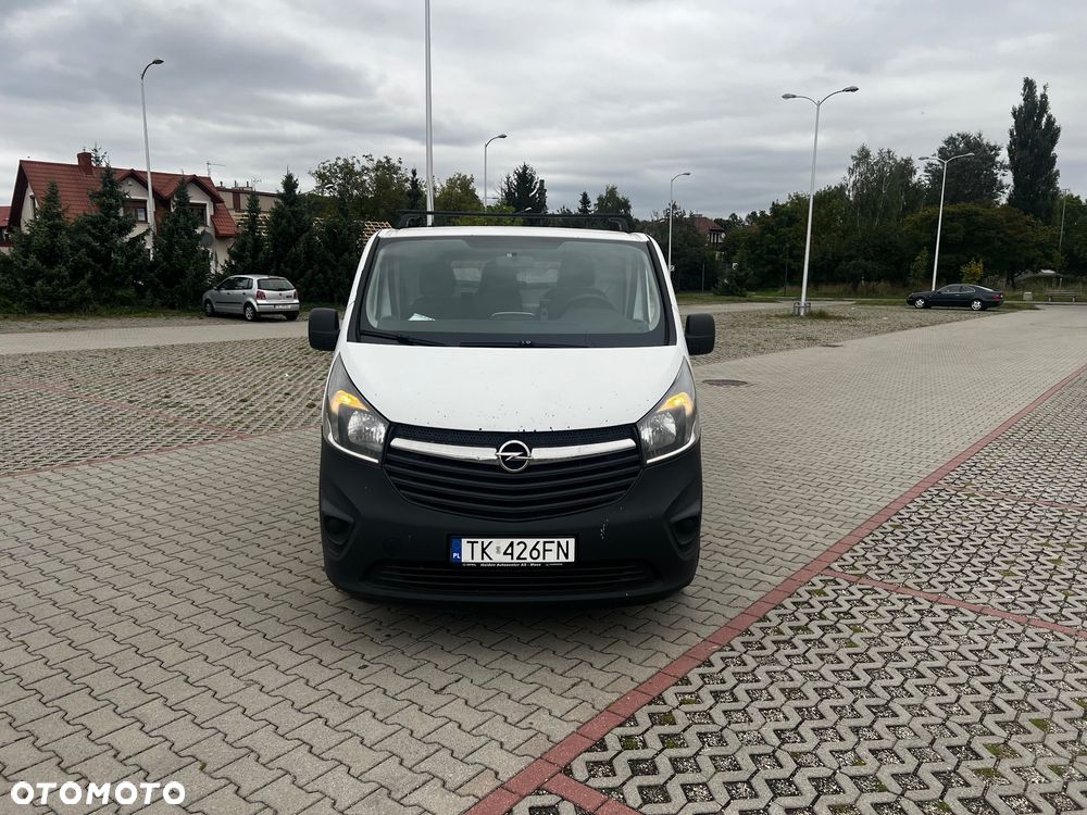 Opel Vivaro - 1