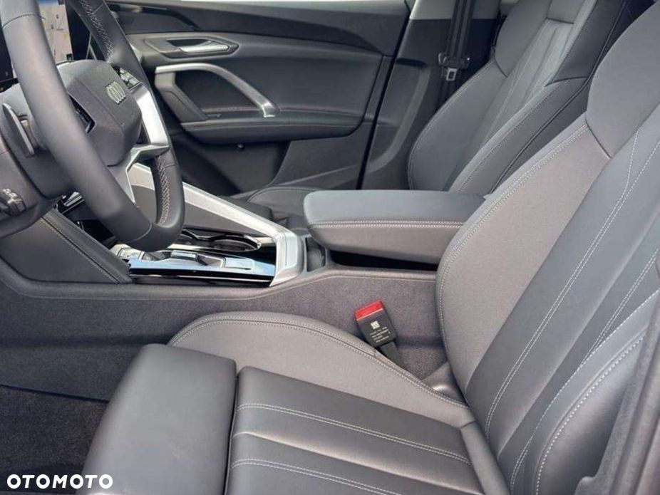 Audi Q5 Sportback - 7