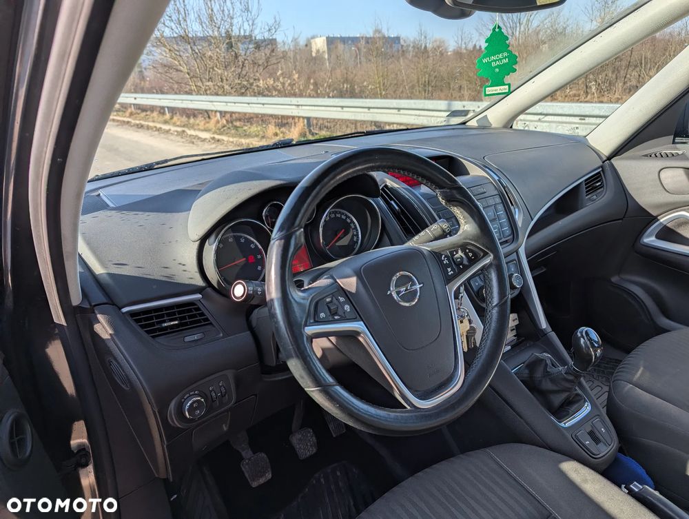 Opel Zafira - 7