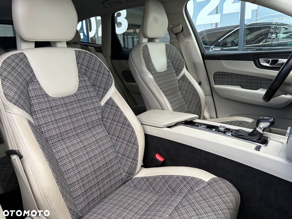 Volvo XC 60 - 18