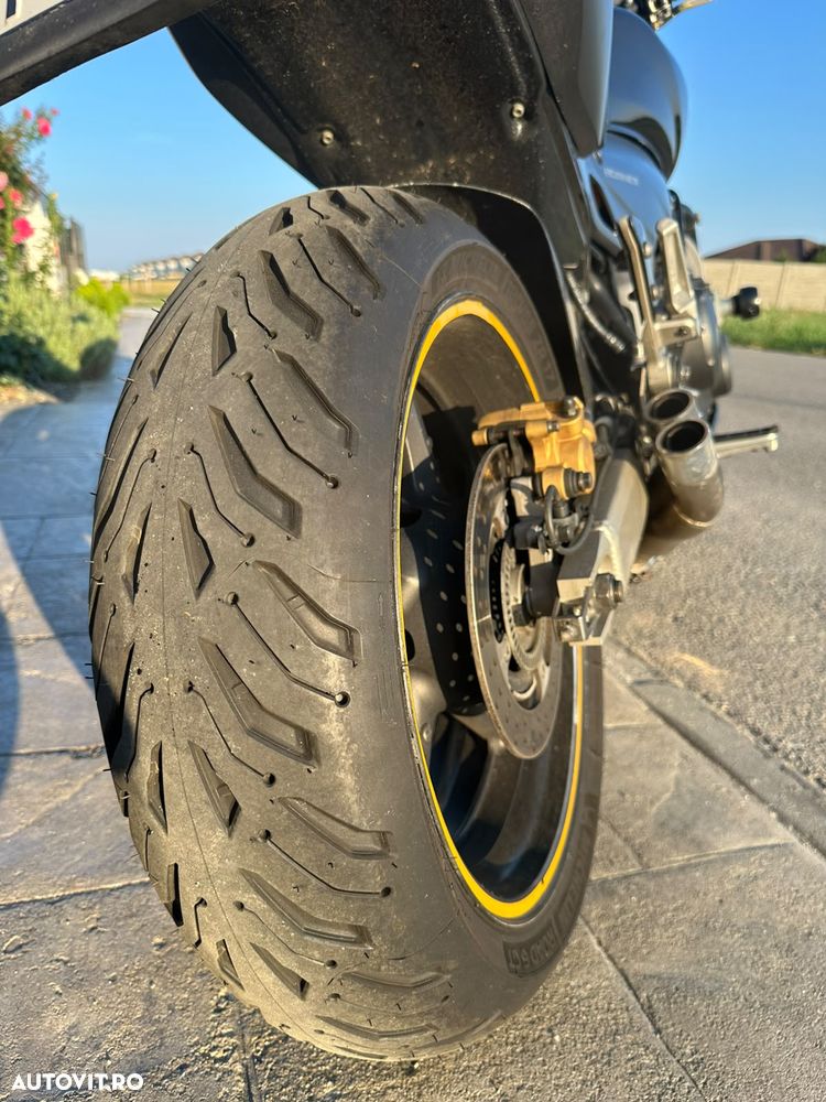 Honda CB 600F Hornet - 8