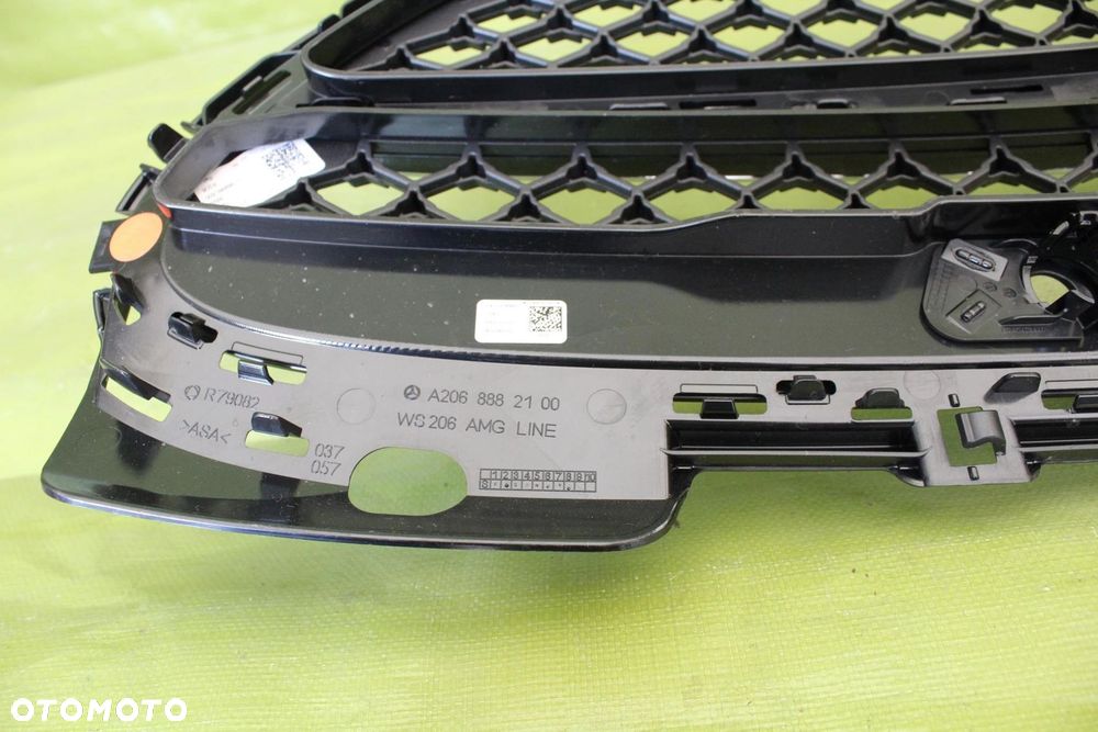 Grill Atrapa Mercedes C klasa W206 AMG - 3