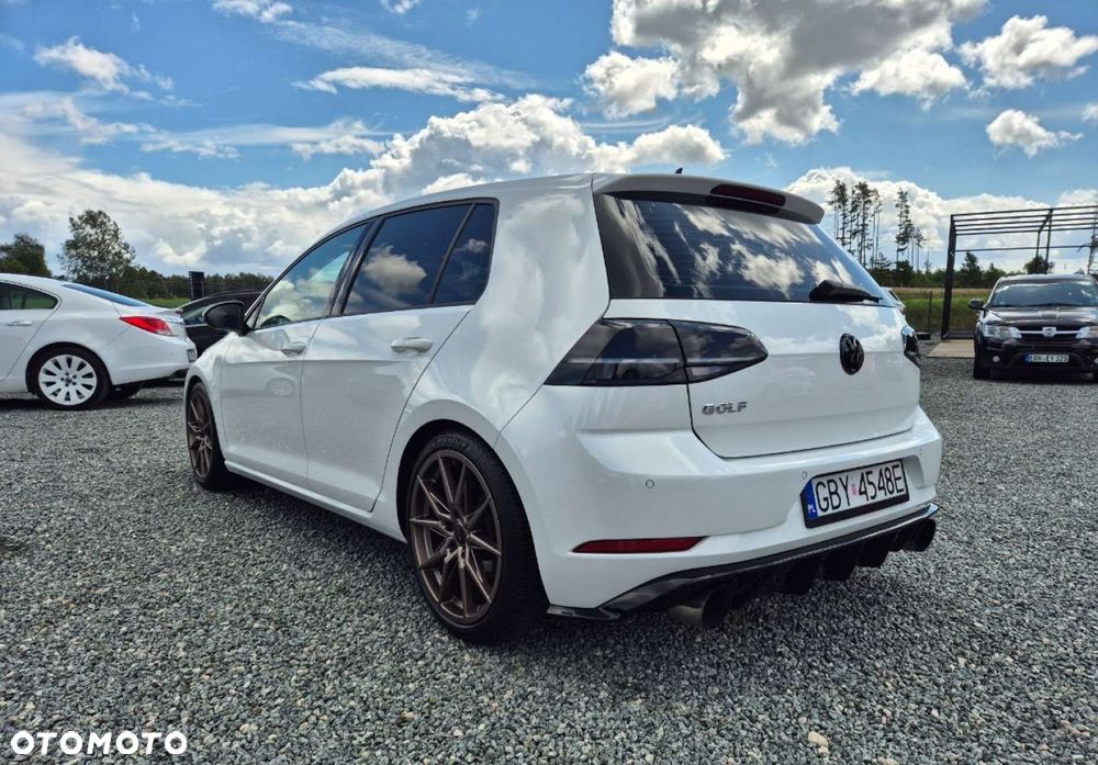 Volkswagen Golf - 3