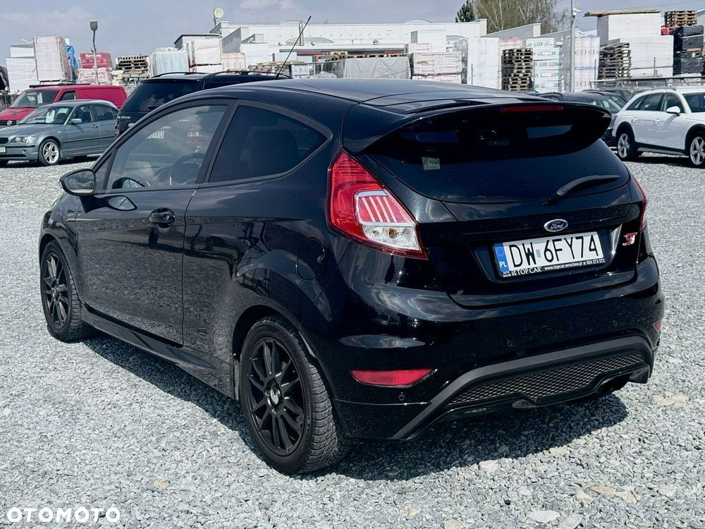 Ford Fiesta - 7