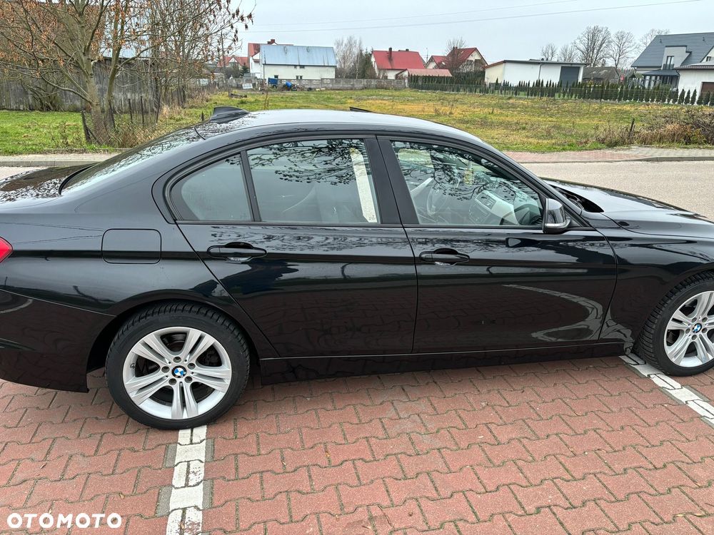 BMW Seria 3 320d - 5
