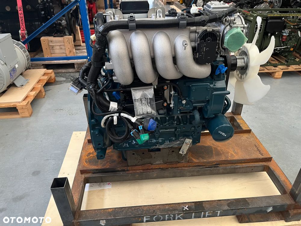 SILNIK KUBOTA WG2503 19999 nett - 9