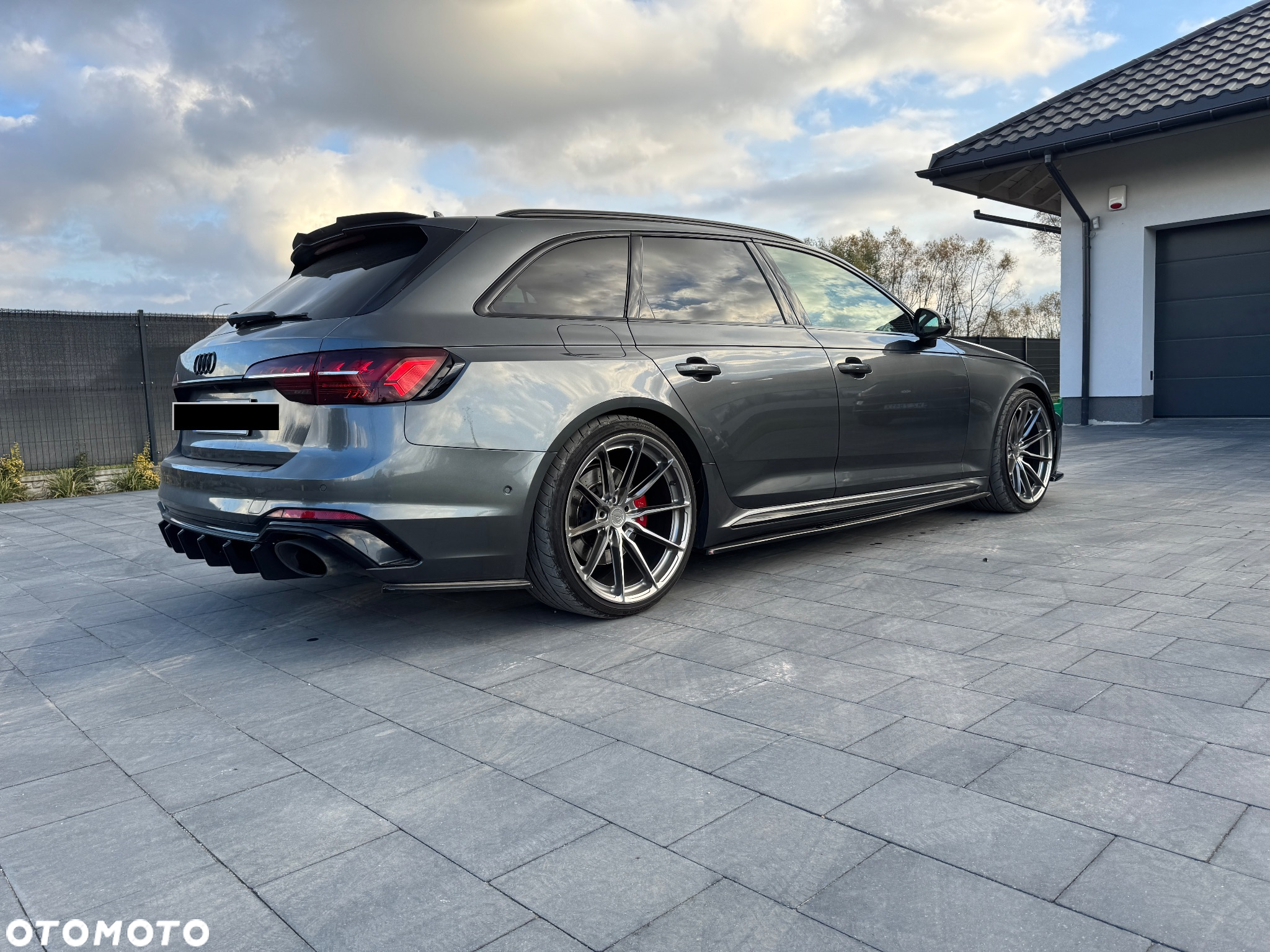 Audi RS4 TFSI Quattro Tiptronic - 3