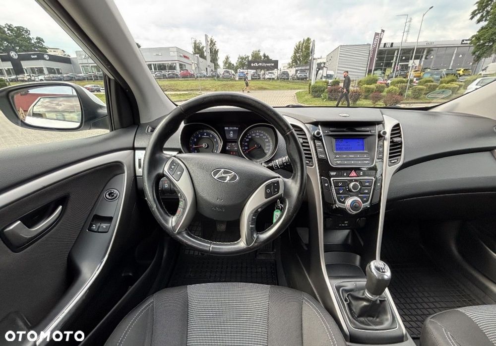 Hyundai i30 - 23