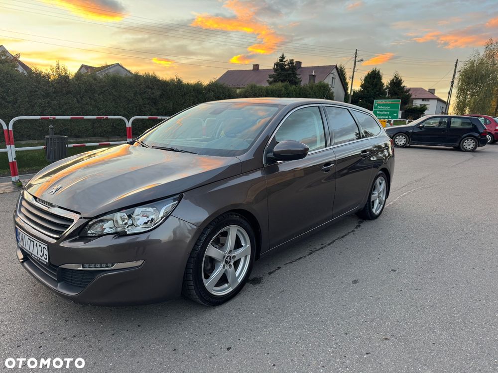 Peugeot 308 1.2 PureTech Allure S&S EAT6 - 1