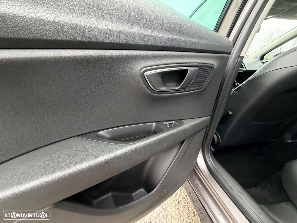 SEAT Leon 1.6 TDI S&S Style - 23