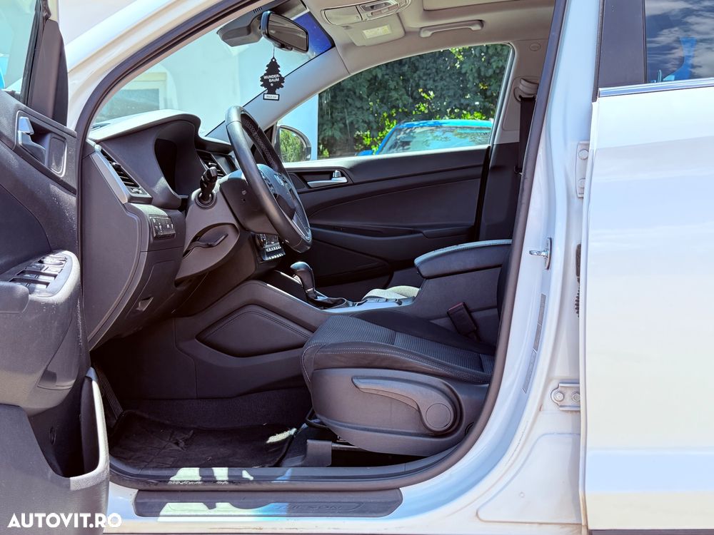 Hyundai Tucson blue 1.7 CRDi 2WD DCT Premium - 11
