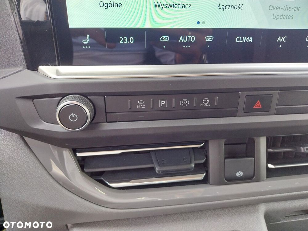 Volkswagen Transporter Transporter Furgon silnik: 2,0 l TDI 150 KM / skrzynia biegów: 6-biegowa manualna rozstaw osi: 3500 mm - 14