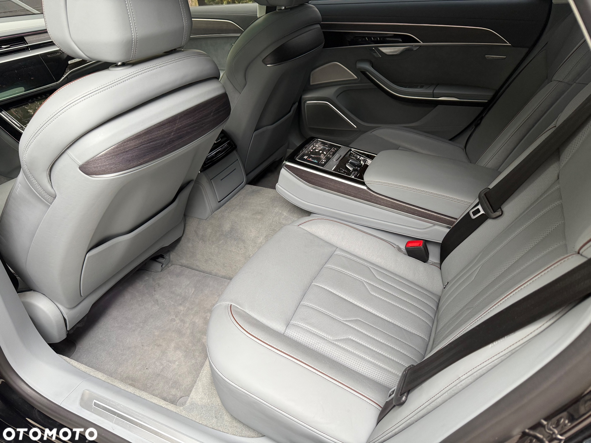 Audi A8 L 60 TFSI e Quattro Tiptronic - 16