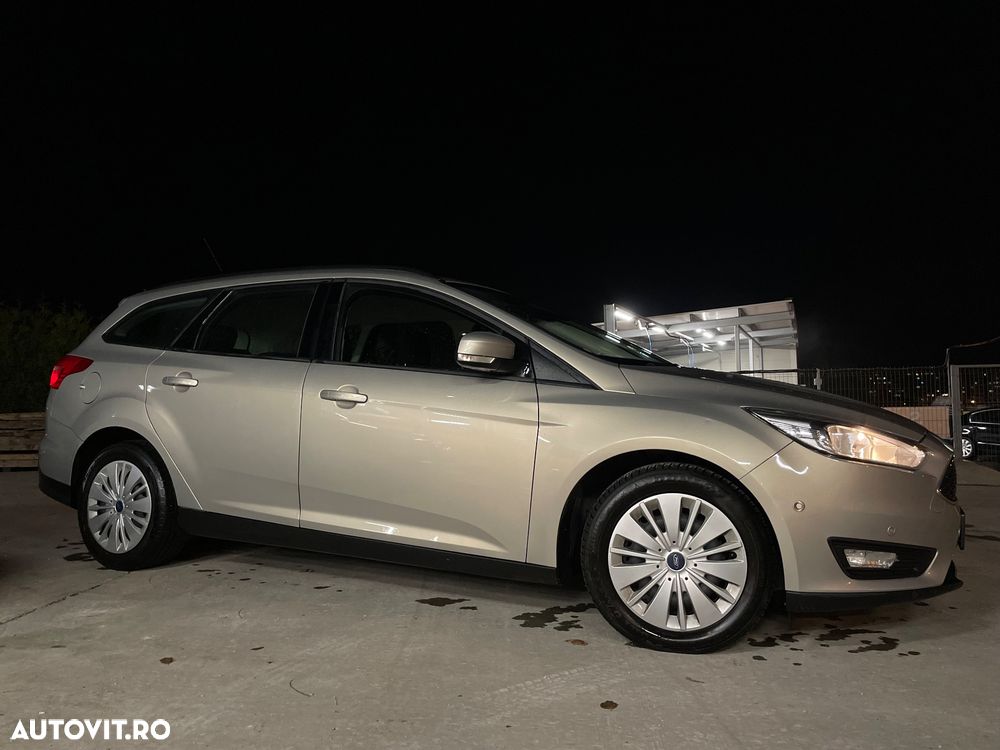Ford Focus - 5