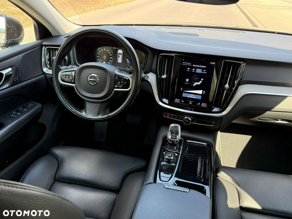 Volvo V60 T6 AWD Plug-In Hybrid Inscription Expression - 29