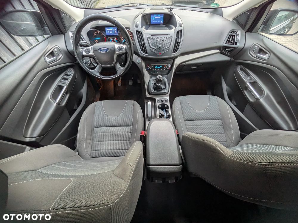 Ford Kuga - 14