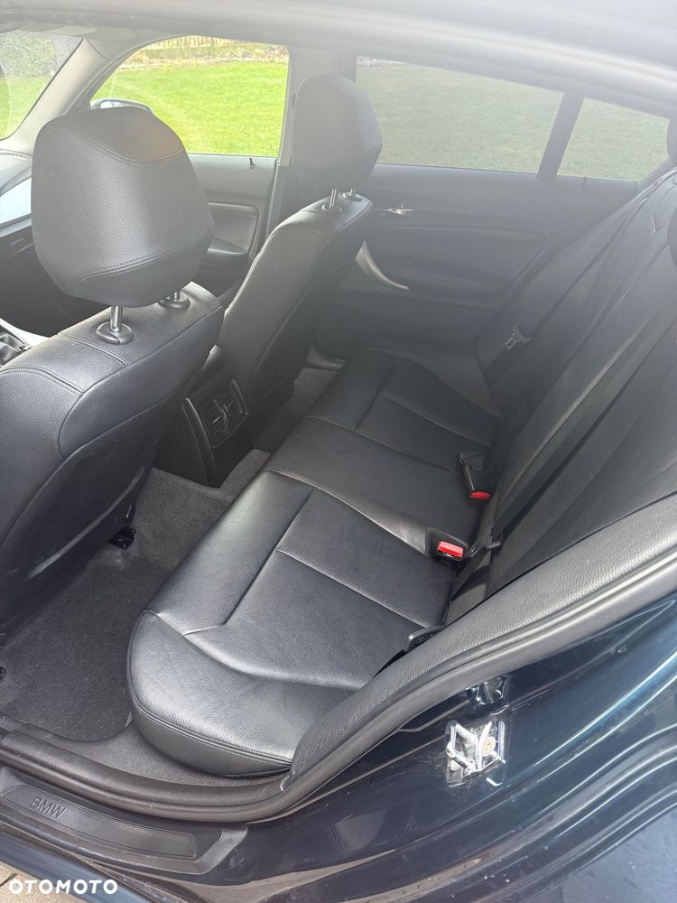 BMW Seria 1 116d - 10