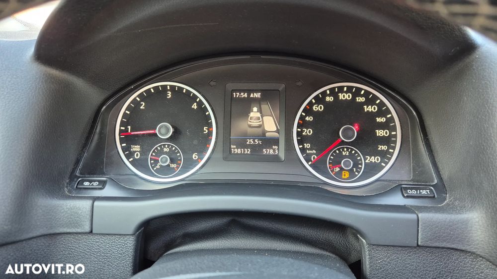 Volkswagen Tiguan - 14