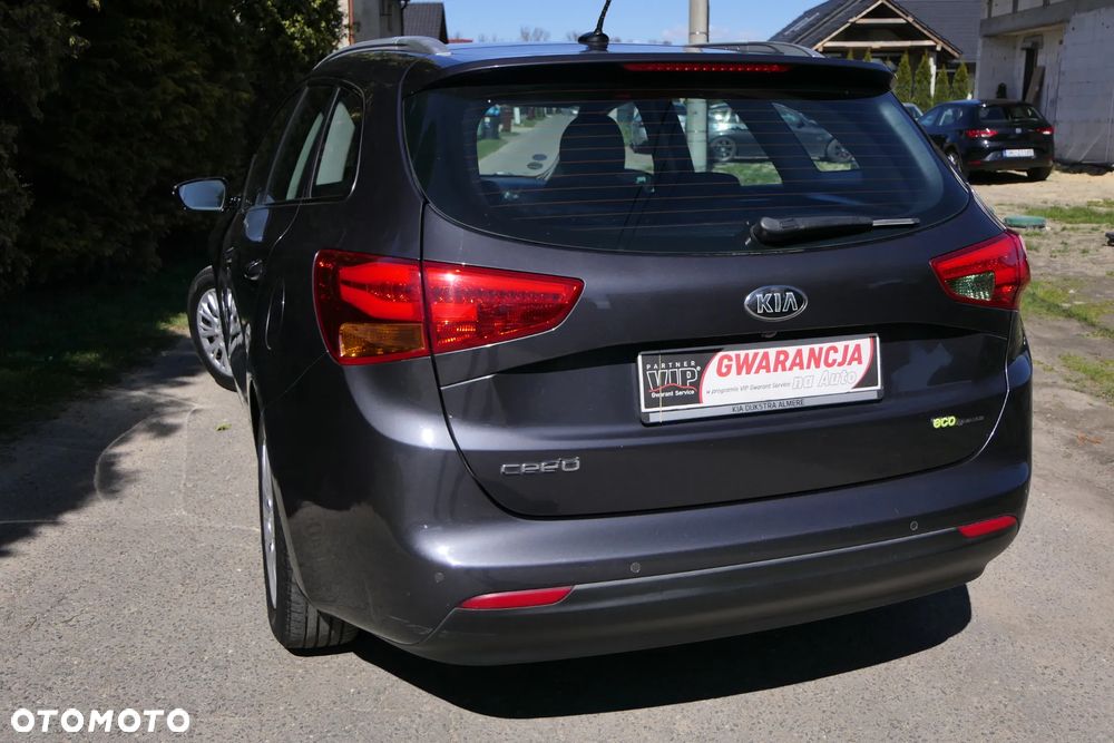 Kia Ceed 1.6 GDI L - 11