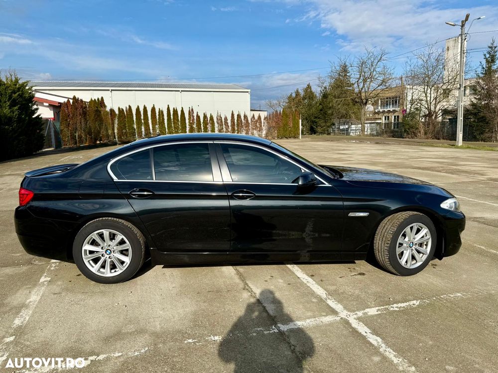 BMW Seria 5 520d Aut. - 13