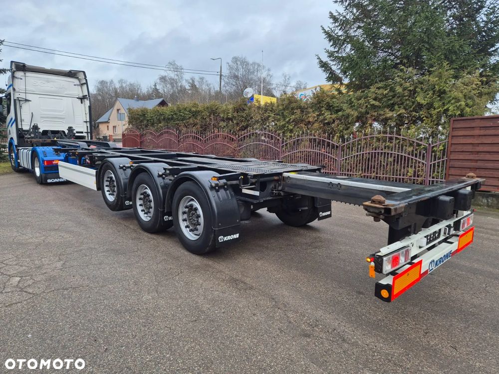 Krone Podkontenerowa - 25