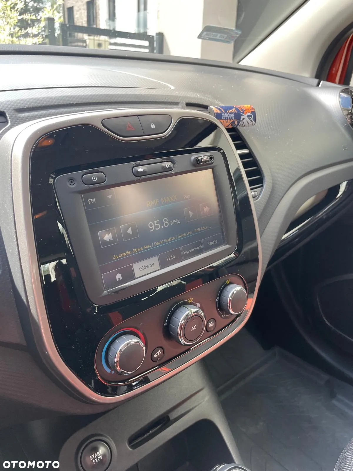 Renault Captur 1.2 TCe Zen EDC - 23