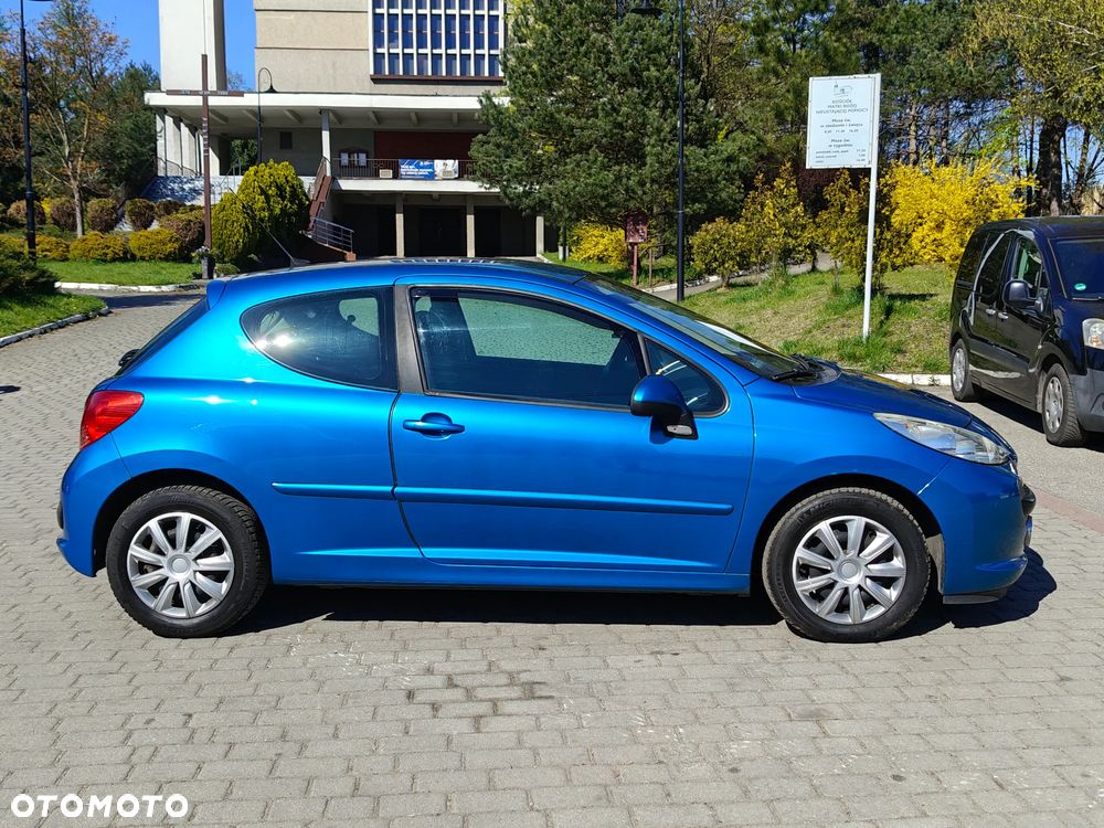 Peugeot 207 - 2