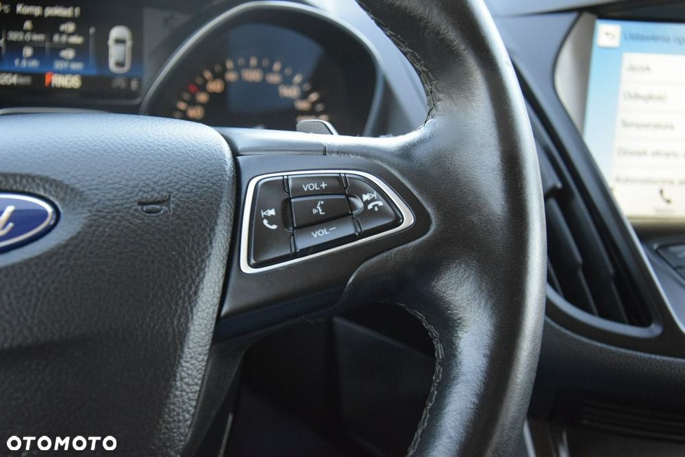 Ford Kuga 2.0 TDCi 4x4 Titanium - 23