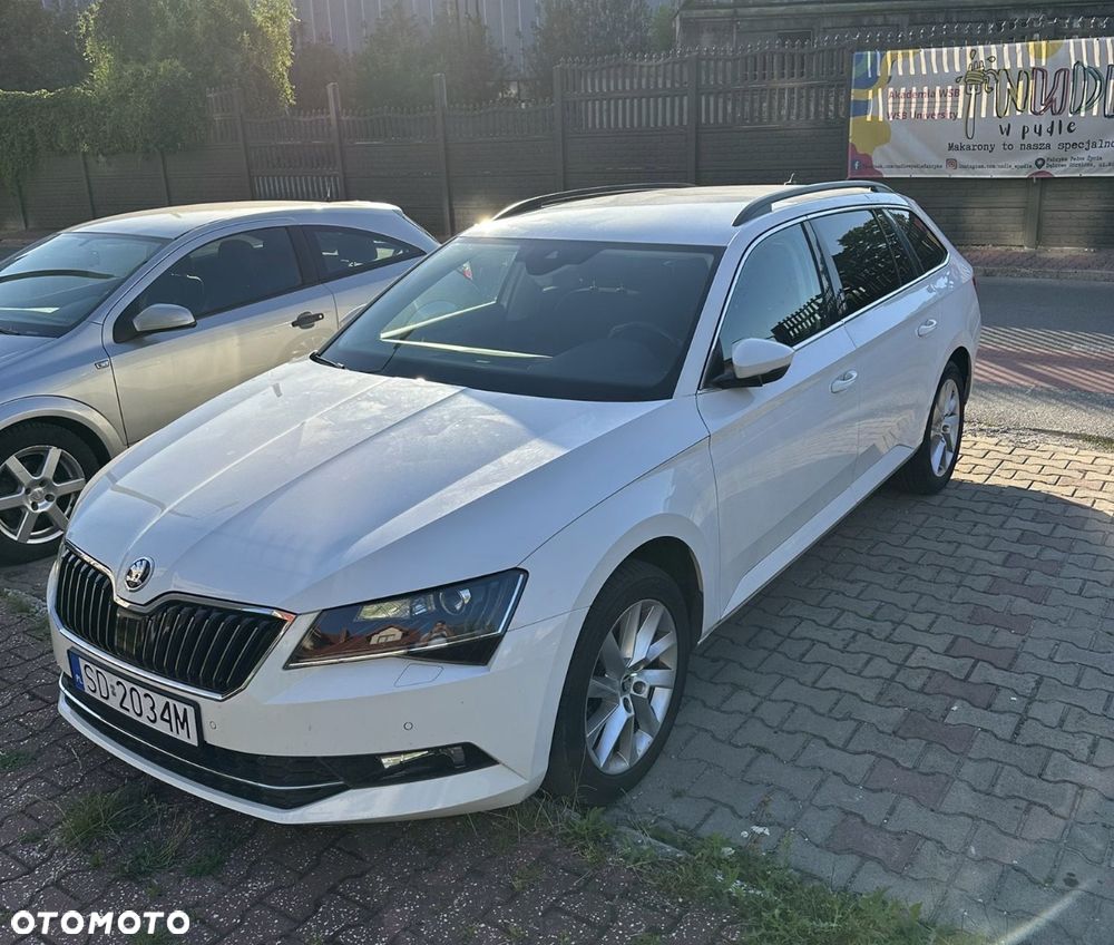 Skoda Superb 1.6 TDI DSG Active - 2