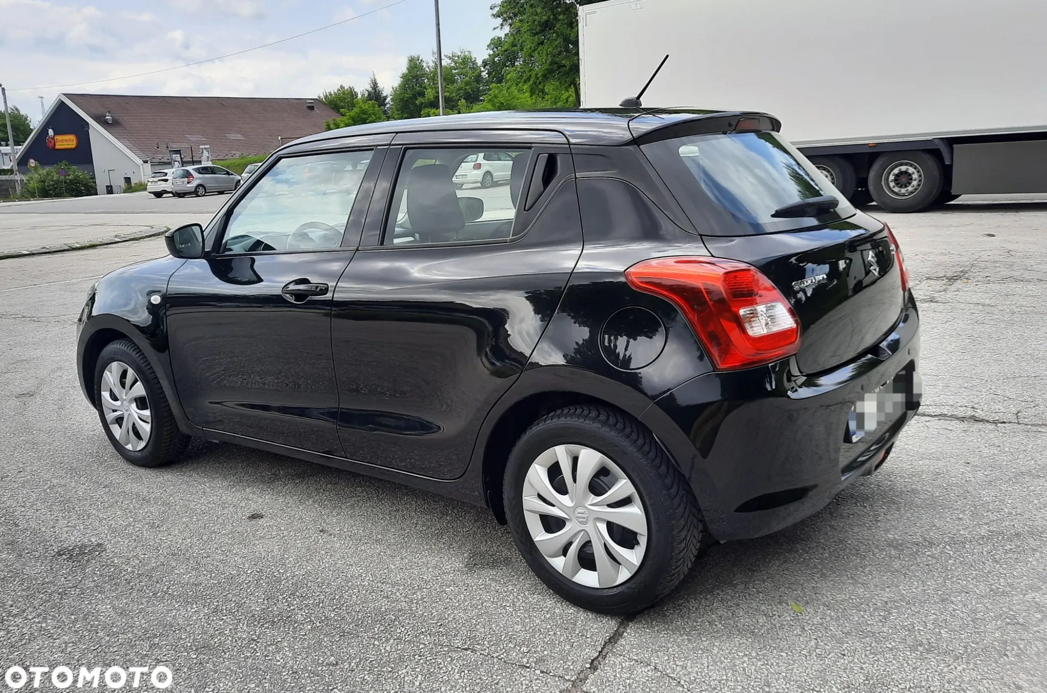 Suzuki Swift 1.2 Premium Plus - 15
