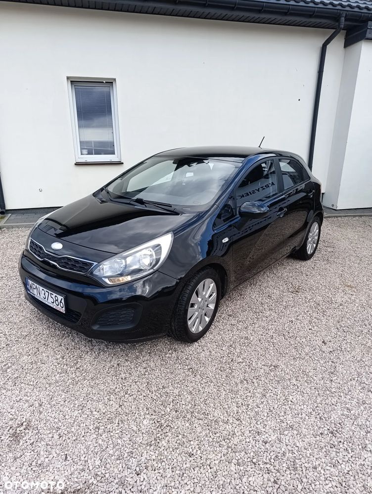 Kia Rio - 2